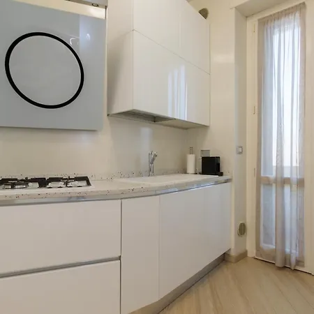 Metro Racconigi - Elegante By Rd Domus Τορίνο