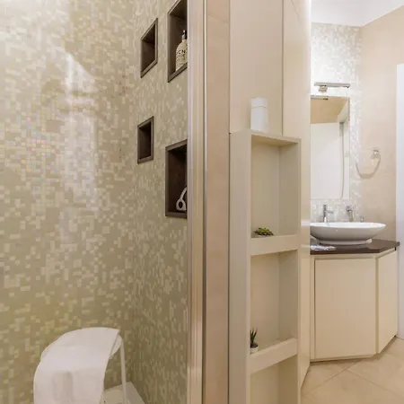 Apartamento Metro Racconigi - Elegante By Rd Domus